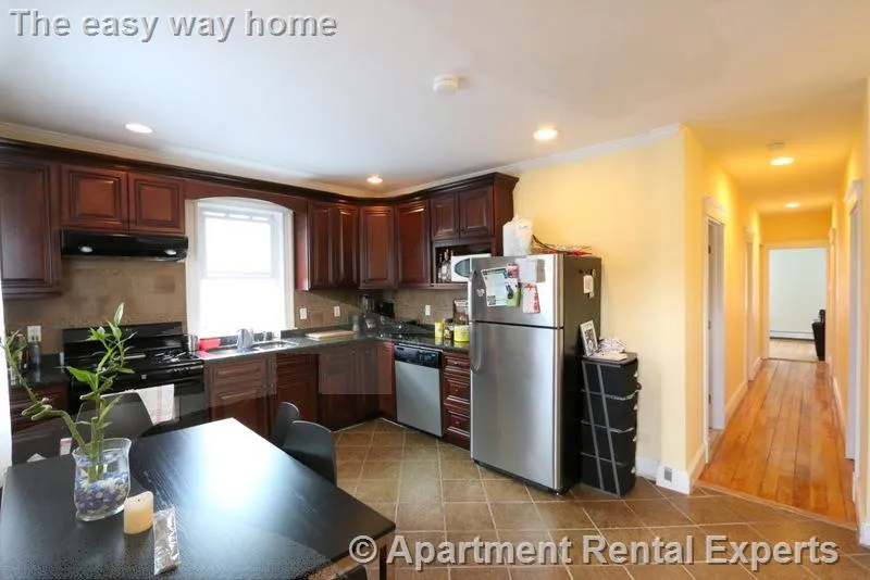 3 bed, 1 bath apartment for rent at 15 Magnus Ave Unit 3, Union Square — photo 1 of 20
