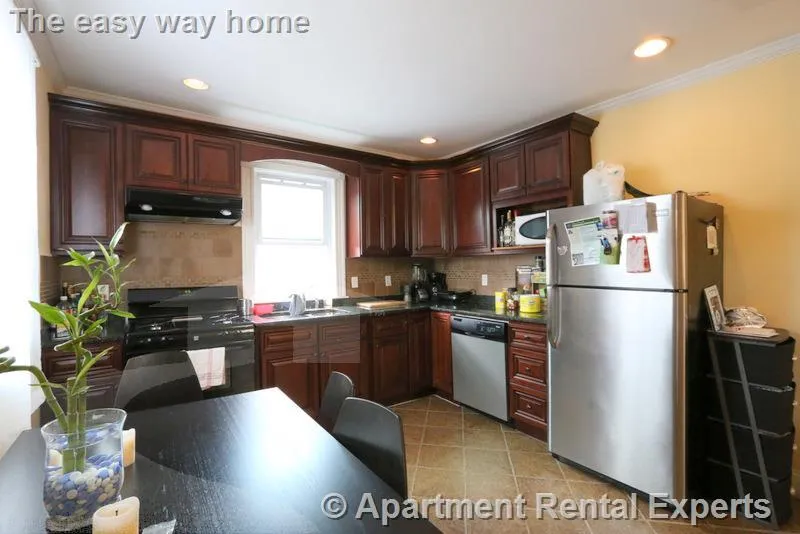 3 bed, 1 bath apartment for rent at 15 Magnus Ave Unit 3, Union Square — photo 19 of 20