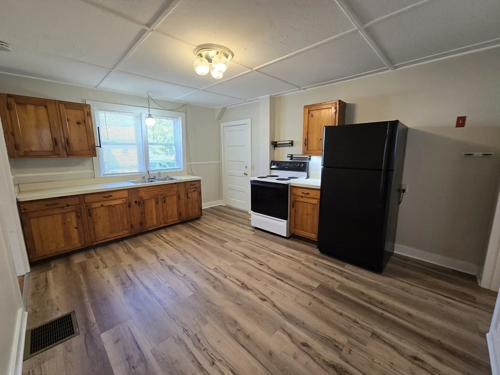 2 bed, 1 bath apartment for rent at 15 Main St Unit A, Haydenville — photo 10 of 19