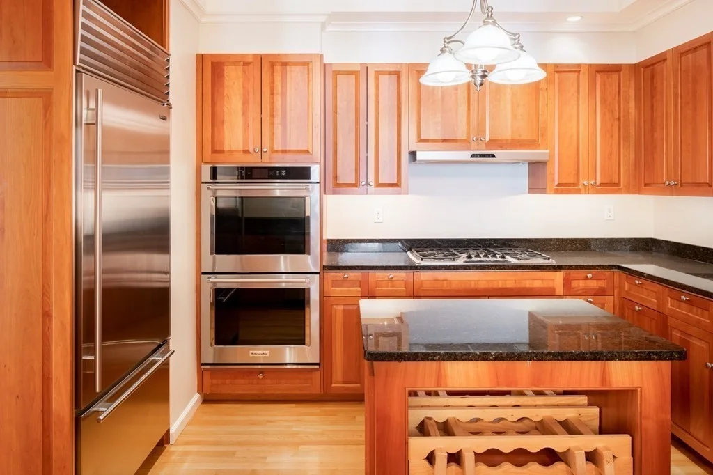 3 bed, 3 bath apartment for rent at 15 Marlborough St Unit 4, Back Bay — photo 8 of 24