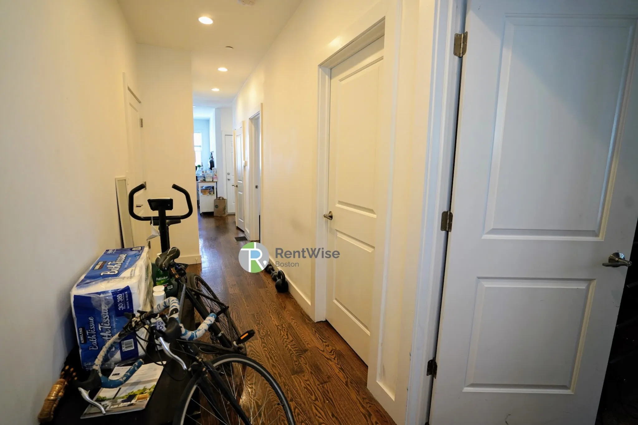 3 bed, 1.5 bath apartment for rent at 15 Marney St Unit 1, Wellington-Harrington — photo 7 of 26