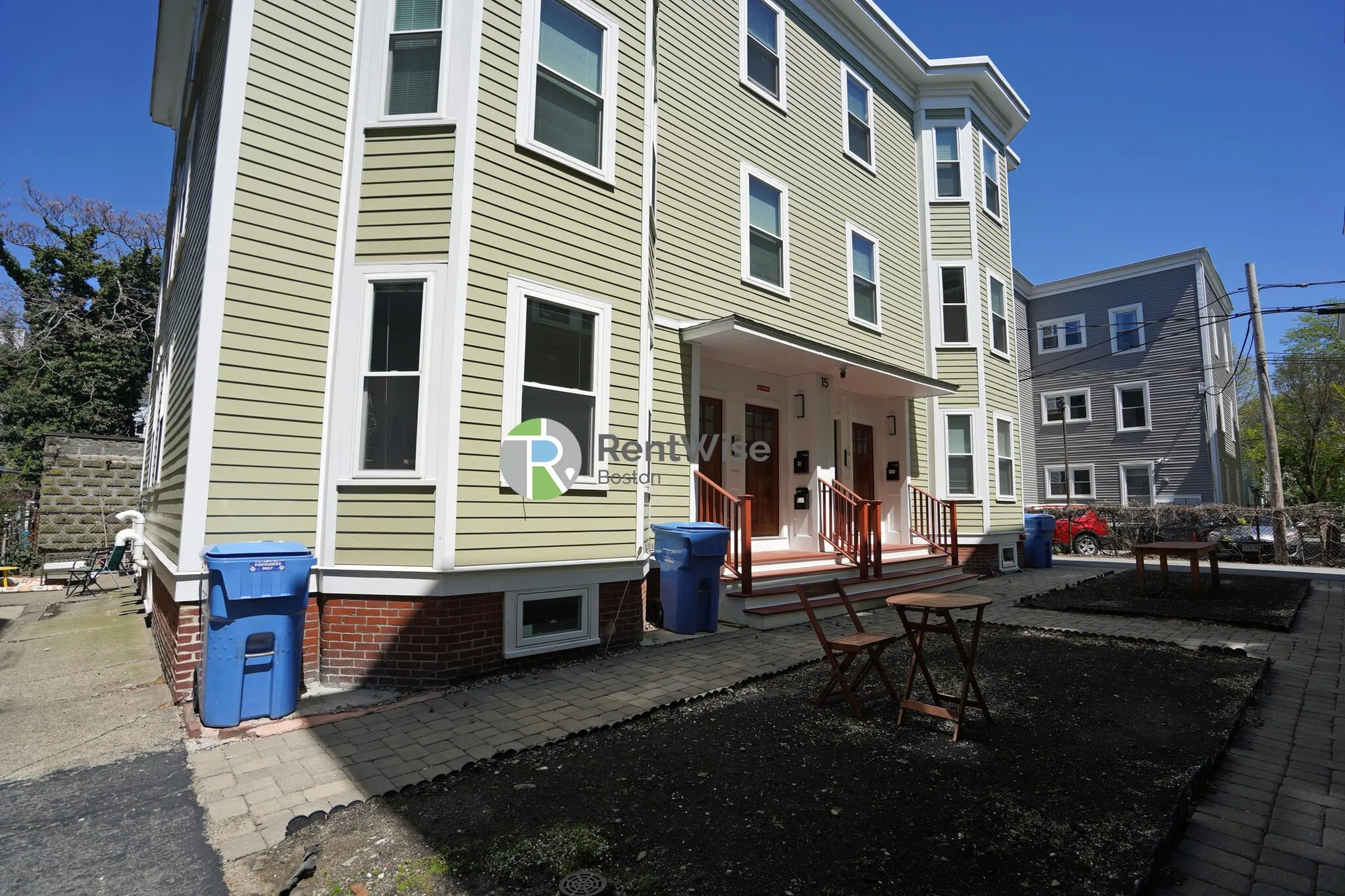 3 bed, 2 bath apartment for rent at 15 Marney St Unit 3, Wellington-Harrington — photo 18 of 25