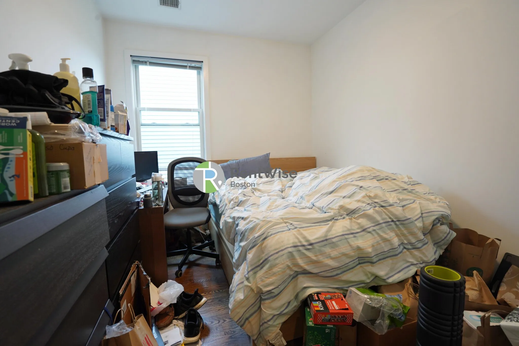 3 bed, 2 bath apartment for rent at 15 Marney St Unit 5, Wellington-Harrington — photo 9 of 32