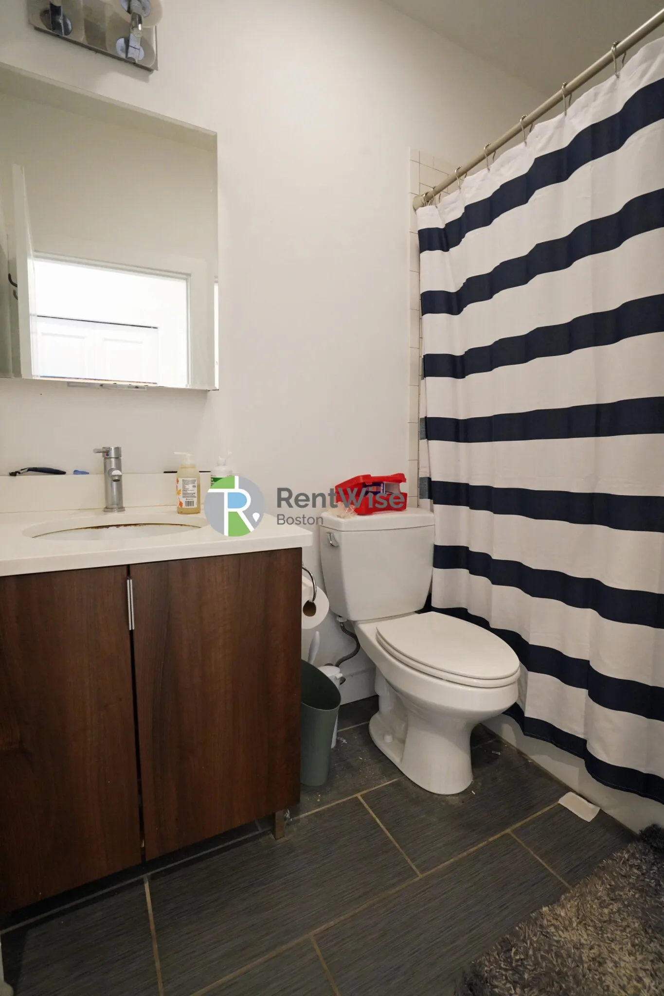 3 bed, 2 bath apartment for rent at 15 Marney St Unit 5, Wellington-Harrington — photo 8 of 32