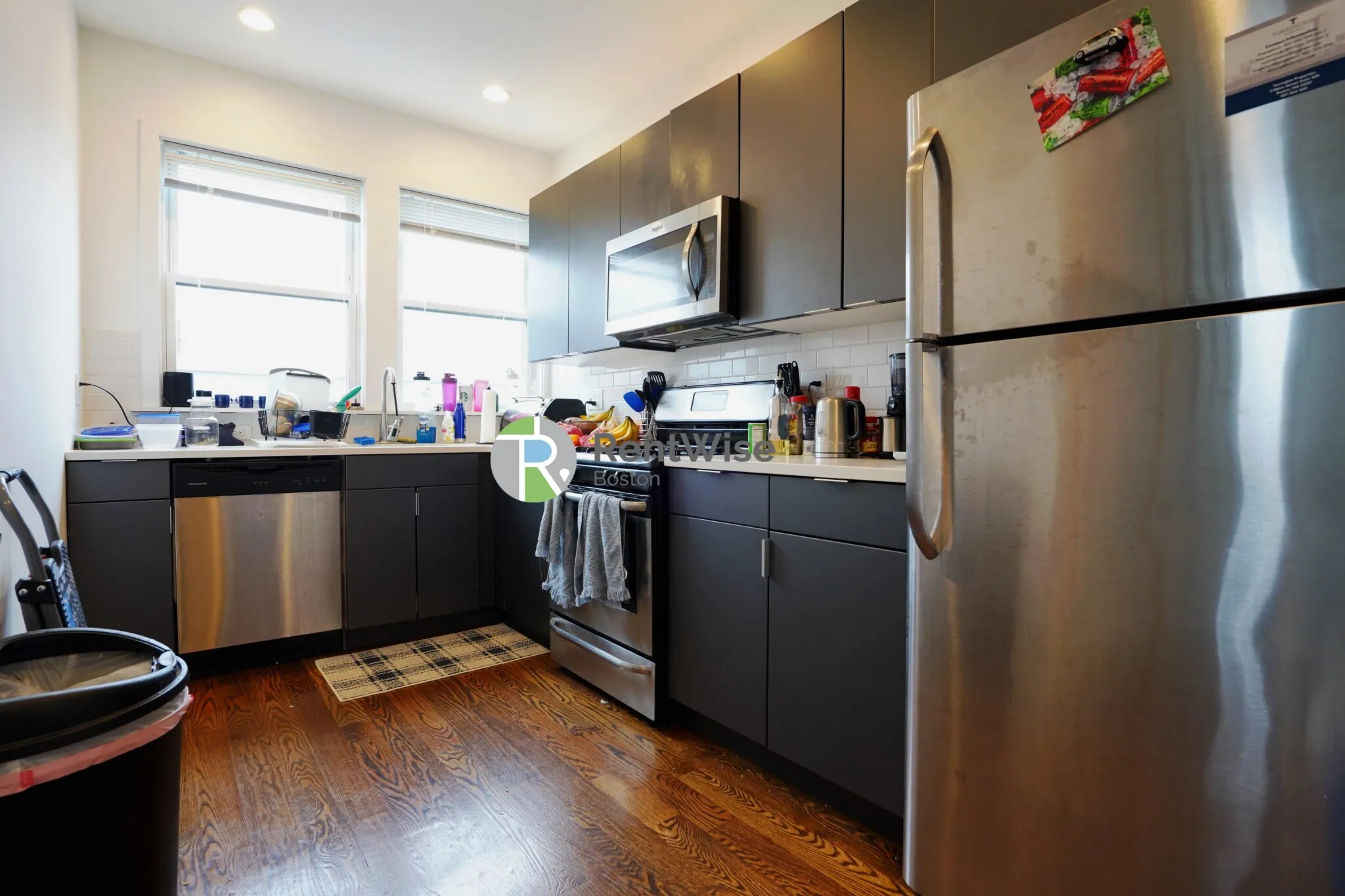 3 bed, 2 bath apartment for rent at 15 Marney St Unit 5, Wellington-Harrington — photo 4 of 32
