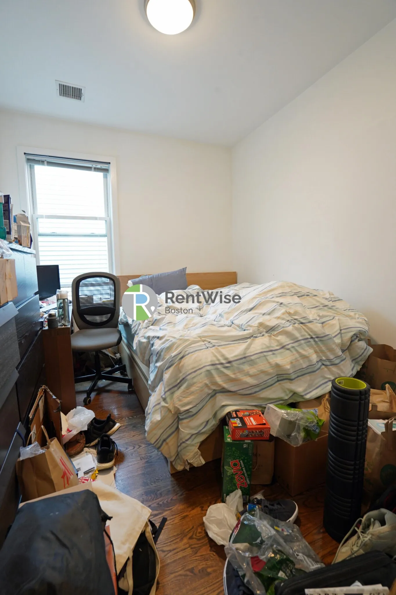 3 bed, 2 bath apartment for rent at 15 Marney St Unit 5, Wellington-Harrington — photo 10 of 32