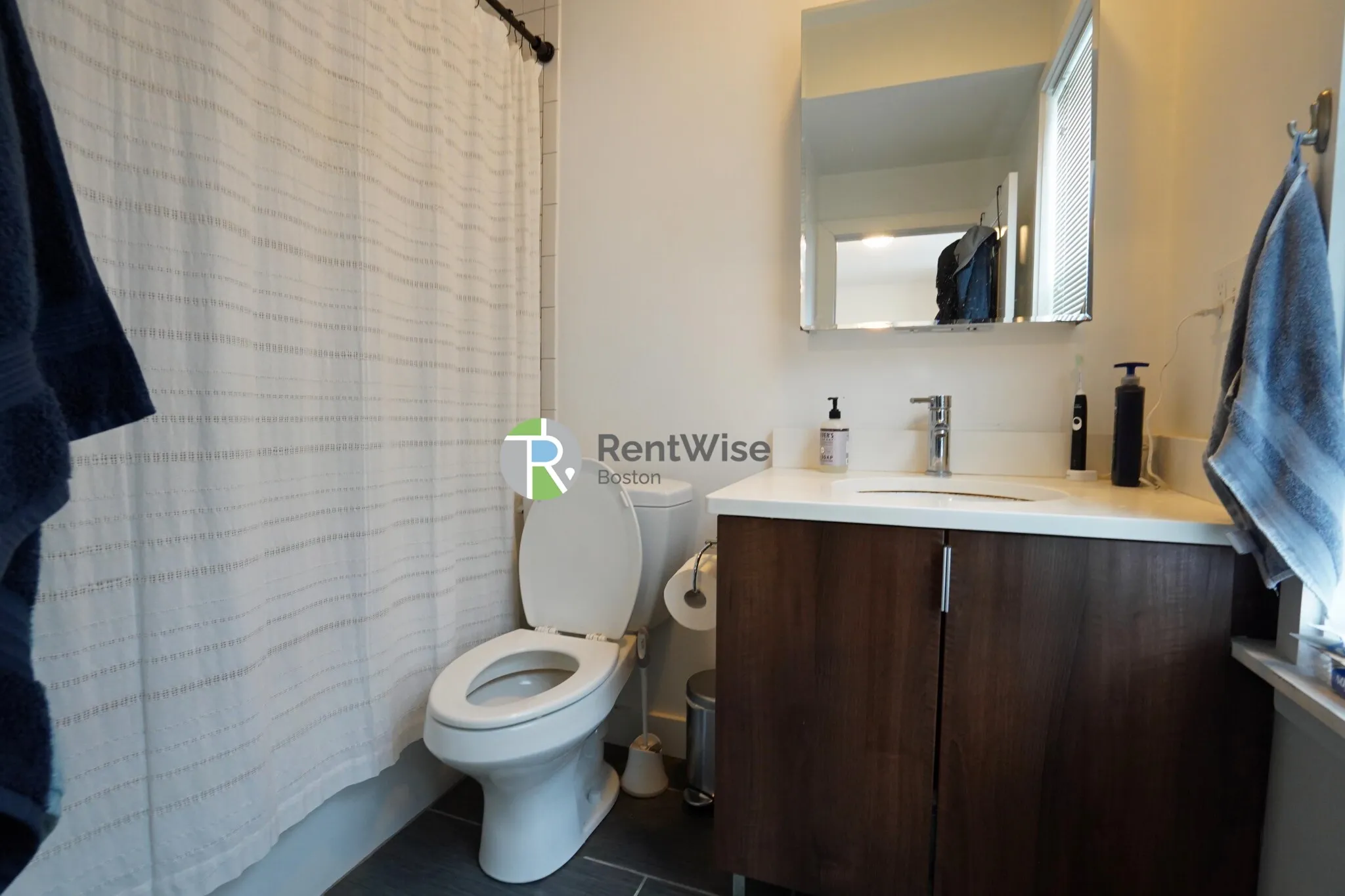 3 bed, 2 bath apartment for rent at 15 Marney St Unit 5, Wellington-Harrington — photo 14 of 32