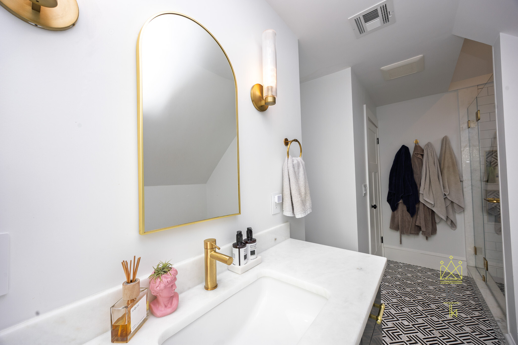 2 bed, 1.5 bath apartment for rent at 15 Massachusetts Ave Unit 15, Natick — photo 19 of 33