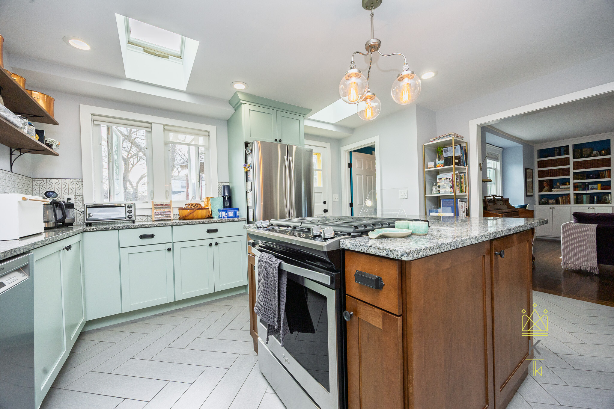 2 bed, 1.5 bath apartment for rent at 15 Massachusetts Ave Unit 15, Natick — photo 9 of 33