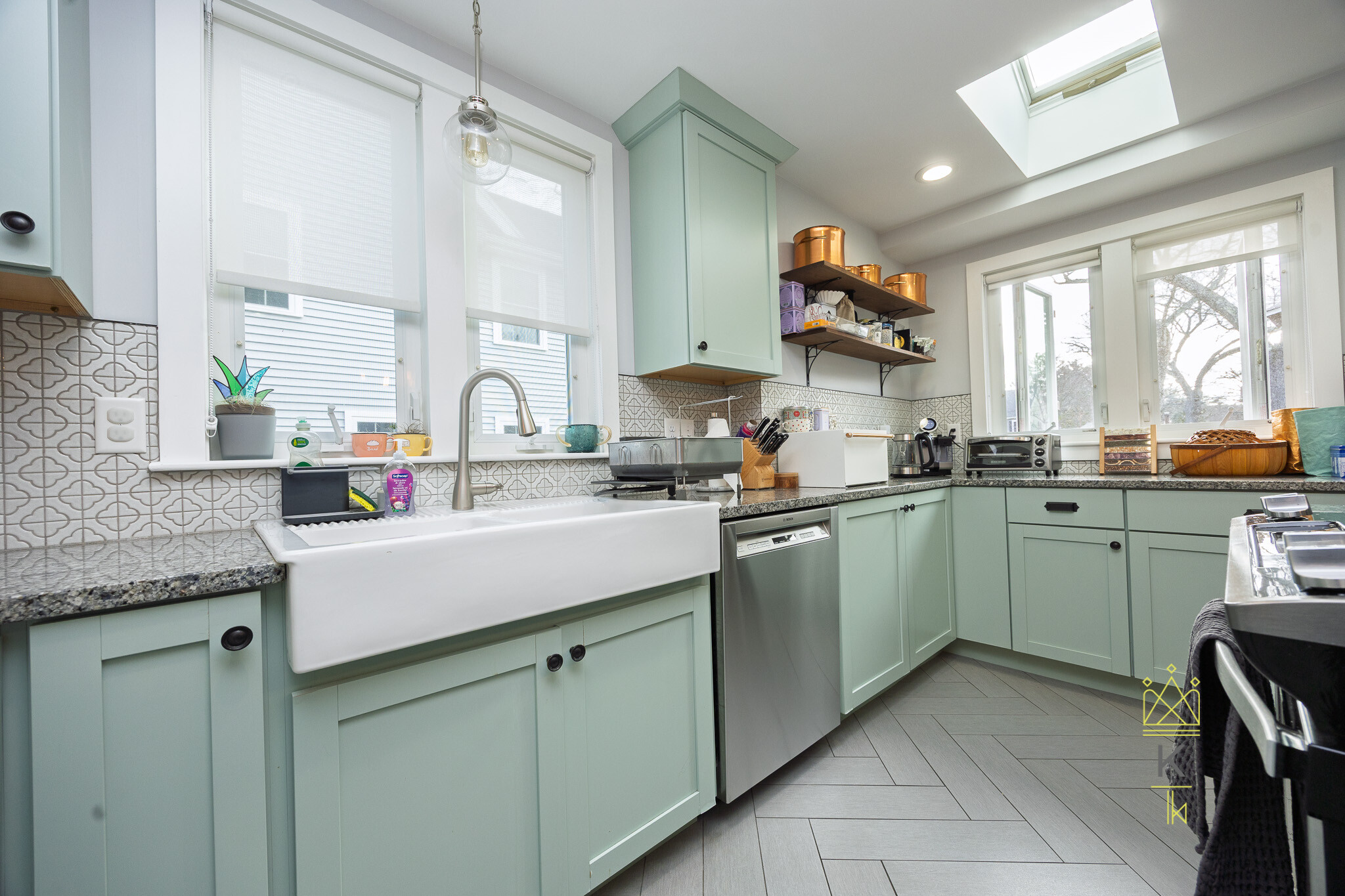 2 bed, 1.5 bath apartment for rent at 15 Massachusetts Ave Unit 15, Natick — photo 11 of 33