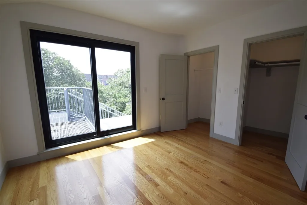 2 bed, 1 bath apartment for rent at 15 Maywood St Unit 4, Roxbury — photo 12 of 14