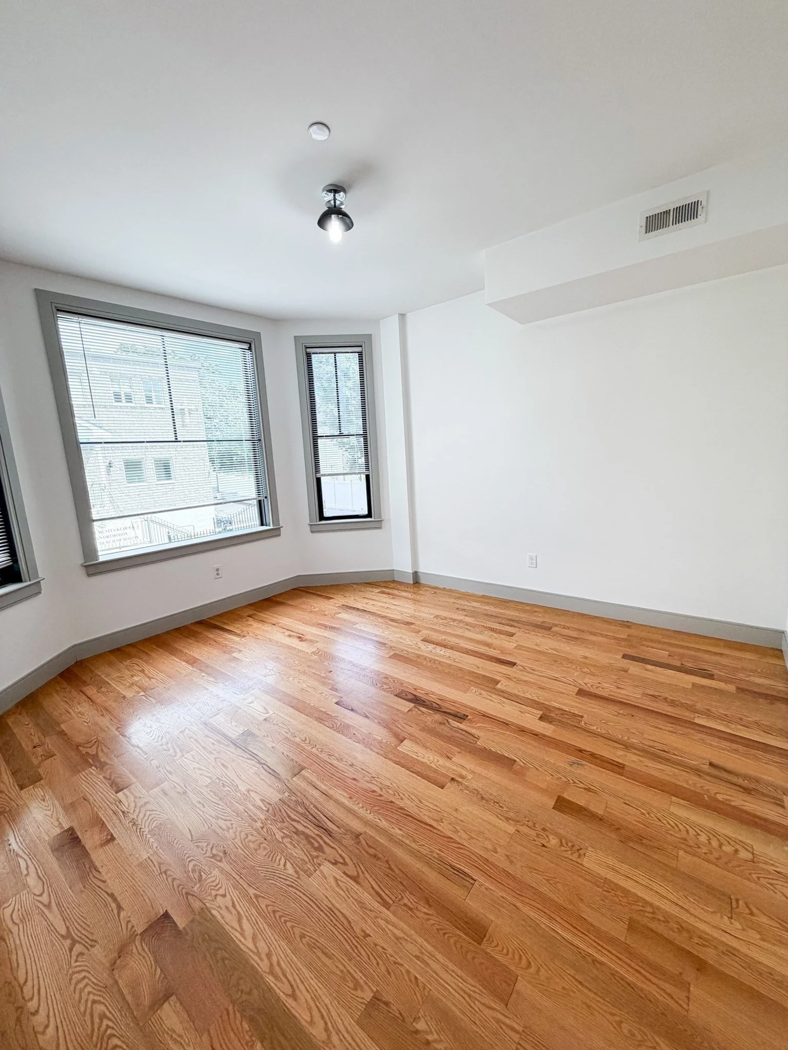 3 bed, 2 bath apartment for rent at 15 Maywood Unit 2, Roxbury — photo 9 of 10