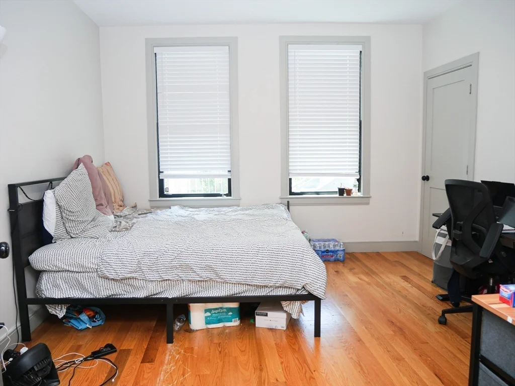 3 bed, 2 bath apartment for rent at 15 Maywood Unit 3, Roxbury — photo 10 of 11