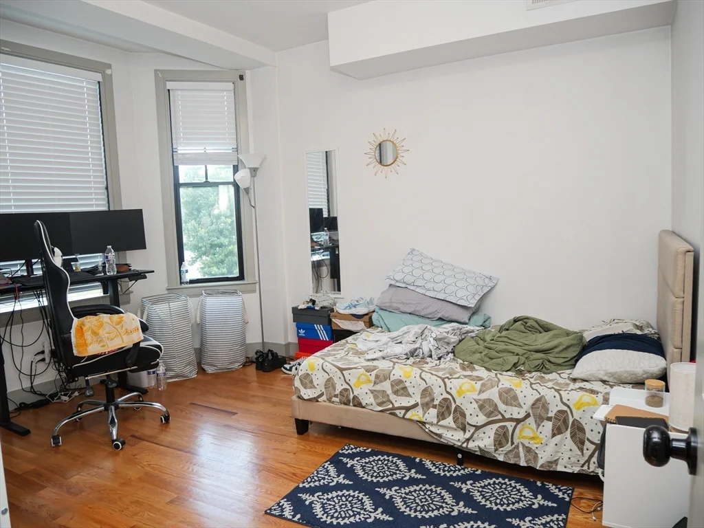 3 bed, 2 bath apartment for rent at 15 Maywood Unit 3, Roxbury — photo 5 of 11