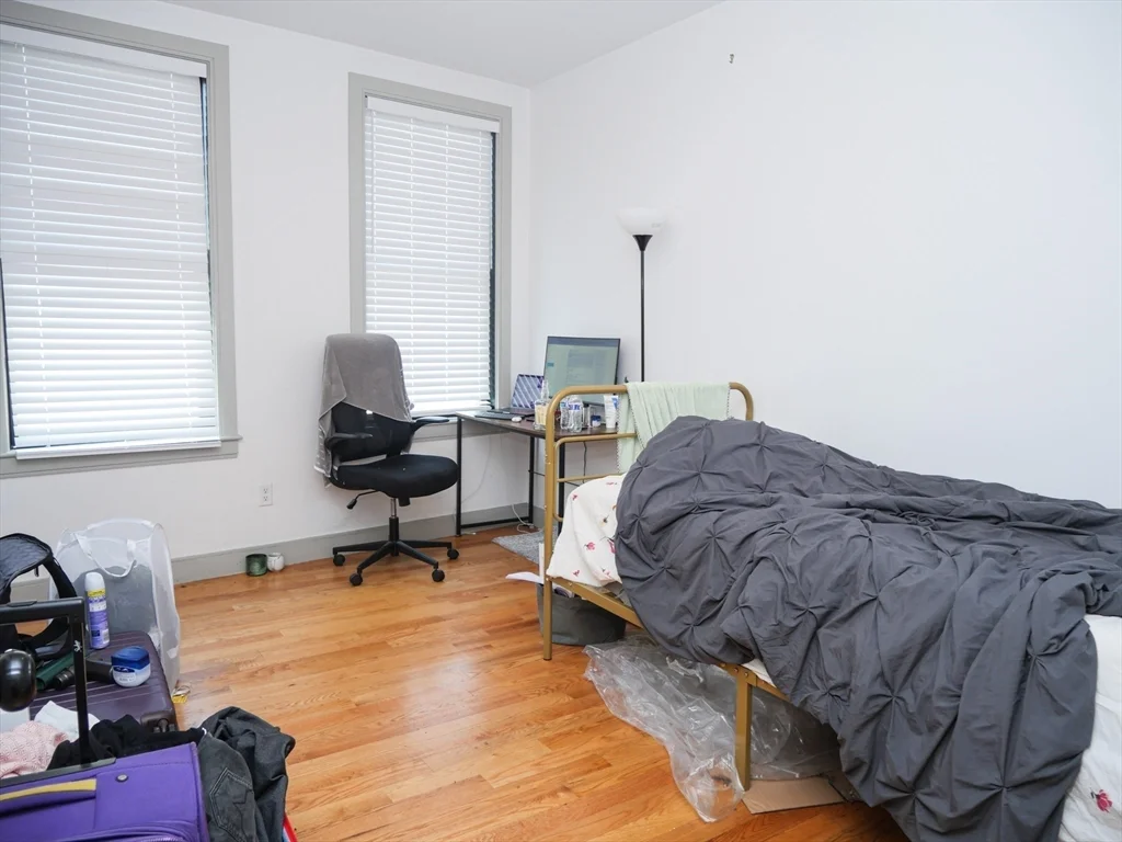 3 bed, 2 bath apartment for rent at 15 Maywood Unit 3, Roxbury — photo 7 of 11