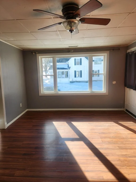 2 bed, 1 bath apartment for rent at 15 Mcdonald St Unit 2, Spencer — photo 6 of 23