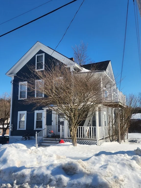 2 bed, 1 bath apartment for rent at 15 Mcdonald St Unit 2, Spencer