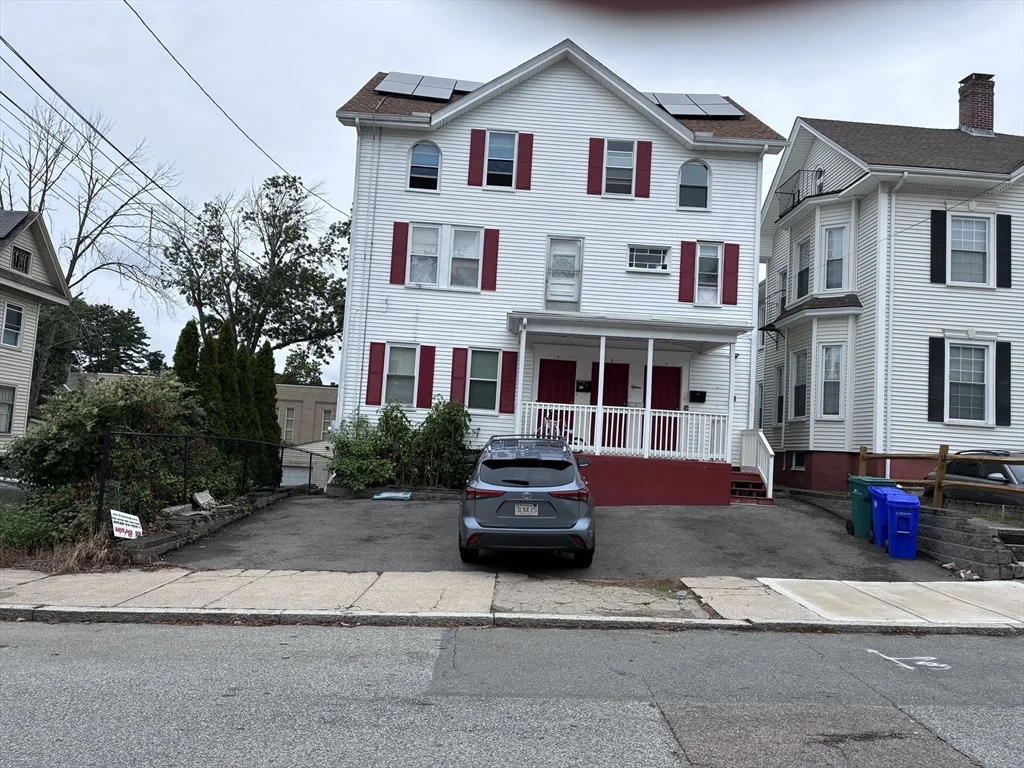 4 bed, 2 bath apartment for rent at 15 Mechanic St Unit 3, Attleboro