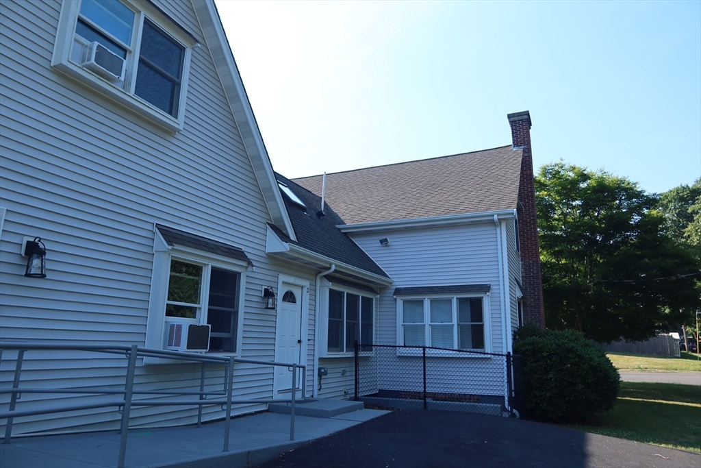 2 bed, 2 bath apartment for rent at 15 Melcher St Unit A2, Plainville — photo 2 of 26