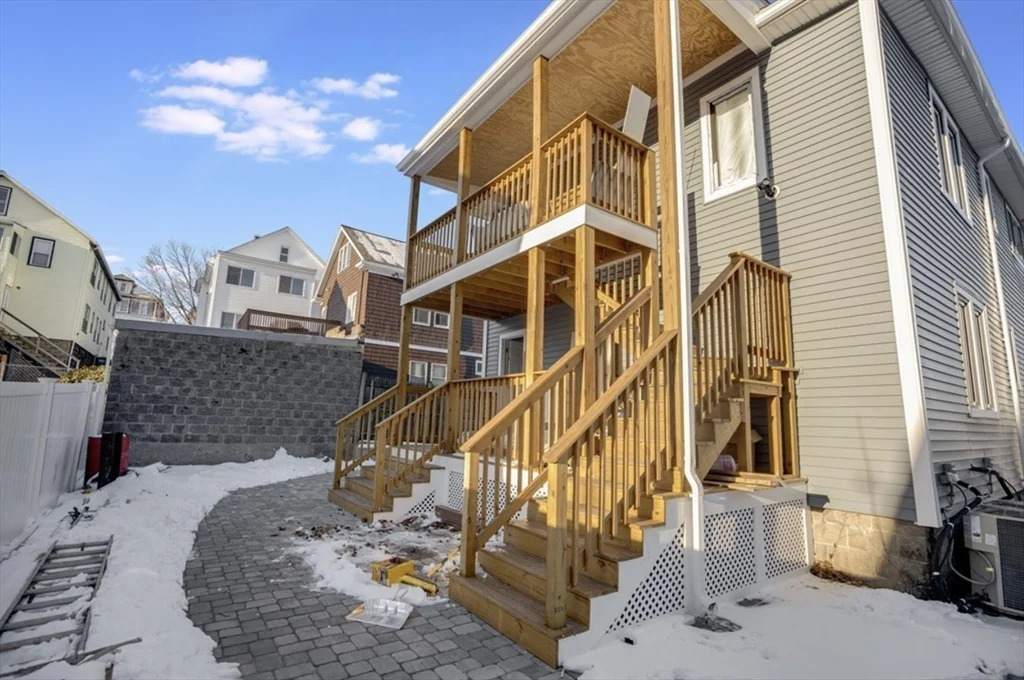 3 bed, 3 bath apartment for rent at 15 Melville Unit 15, Ten Hills — photo 17 of 17
