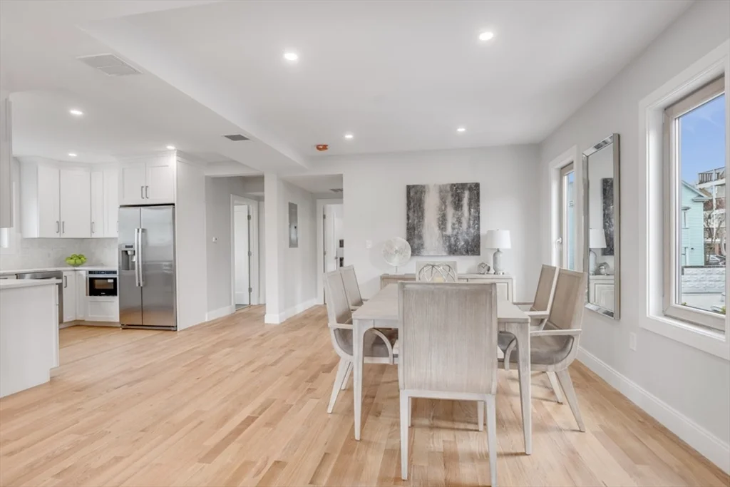 3 bed, 3 bath apartment for rent at 15 Melville Unit 15, Ten Hills — photo 9 of 17