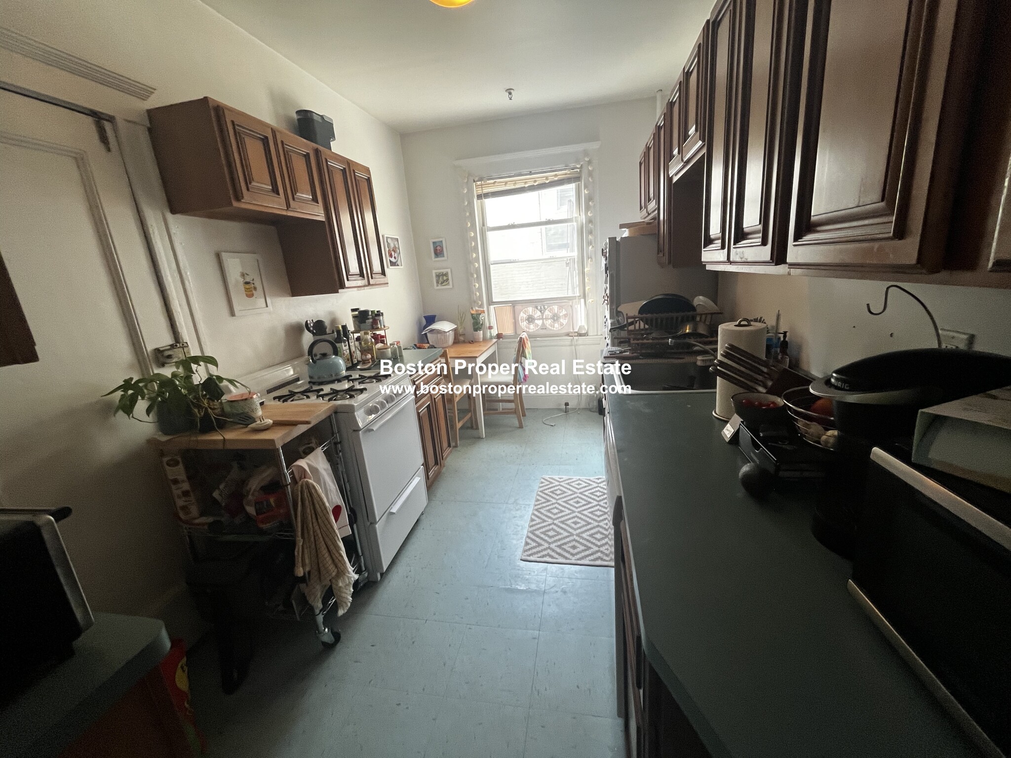 2 bed, 1 bath apartment for rent at 15 Melvin Ave Unit 8, Brighton — photo 4 of 9
