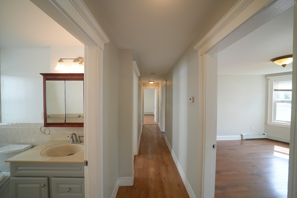 2 bed, 1 bath apartment for rent at 15 Merrymount Unit 1, Quincy — photo 20 of 23