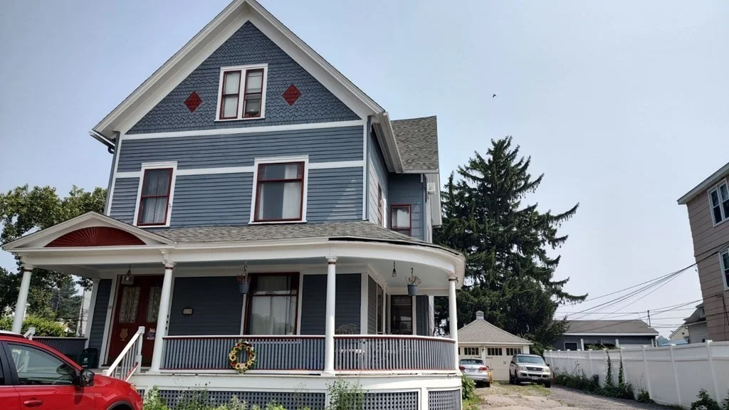 3 bed, 1 bath apartment for rent at 15 Millbrook St Unit 1, Worcester
