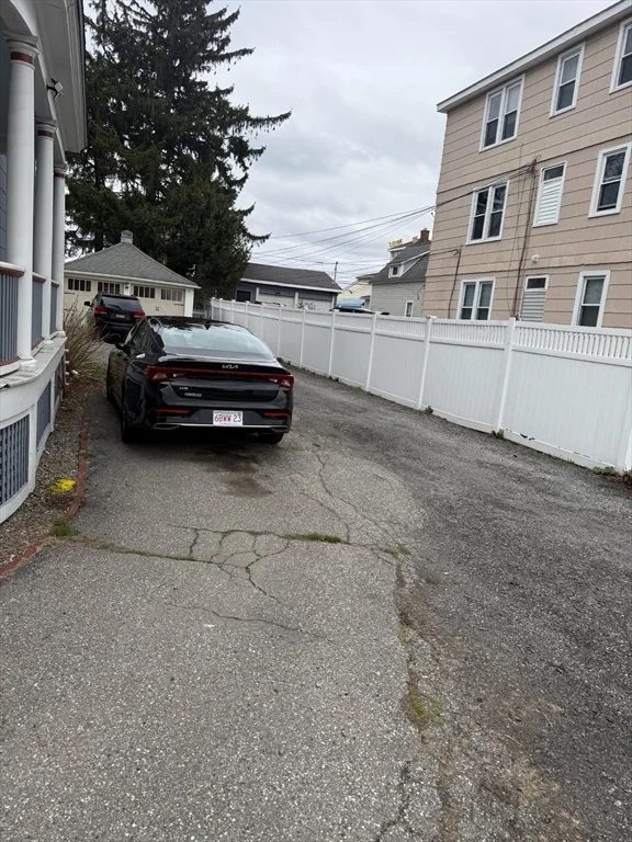 3 bed, 1 bath apartment for rent at 15 Millbrook St Unit 2, Worcester — photo 12 of 14