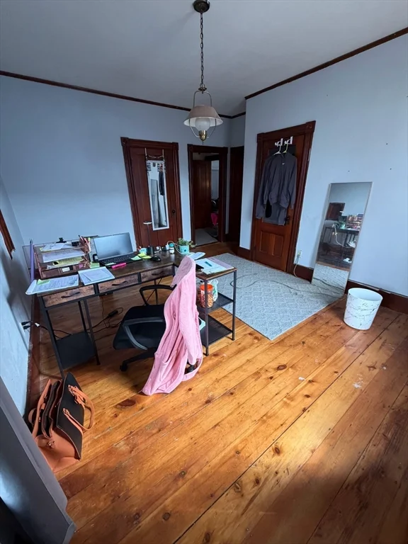3 bed, 1 bath apartment for rent at 15 Millbrook St Unit 2, Worcester — photo 7 of 14