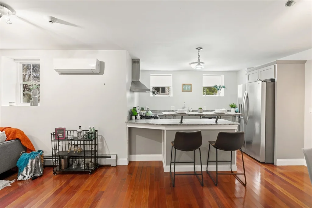 2 bed, 1 bath apartment for rent at 15 Millmont St Unit B, Roxbury — photo 10 of 31
