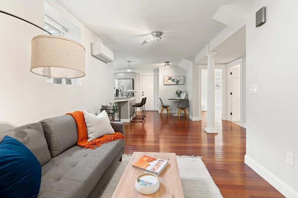 2 bed, 1 bath apartment for rent at 15 Millmont St Unit B, Roxbury — photo 15 of 31