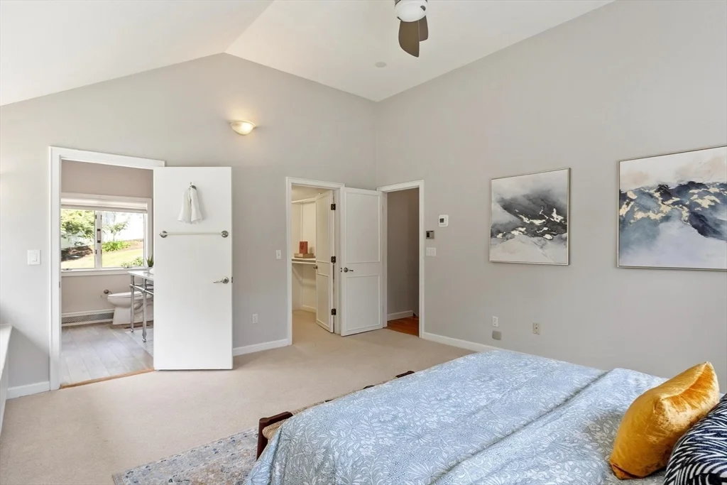 4 bed, 3 bath apartment for rent at 15 Minute Man Ln, Lexington — photo 11 of 36