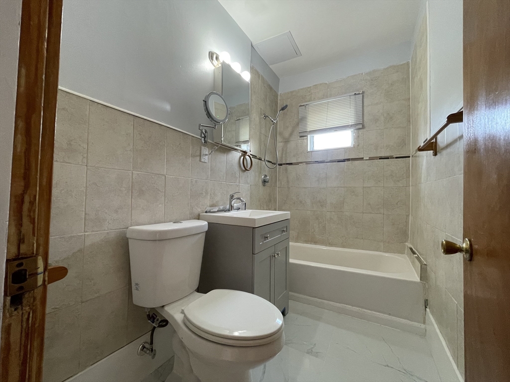 4 bed, 1 bath apartment for rent at 15 Mora St Unit 2, Dorchester — photo 16 of 19