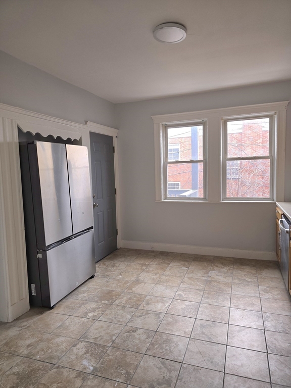4 bed, 1 bath apartment for rent at 15 Mora St Unit 2, Dorchester — photo 4 of 19