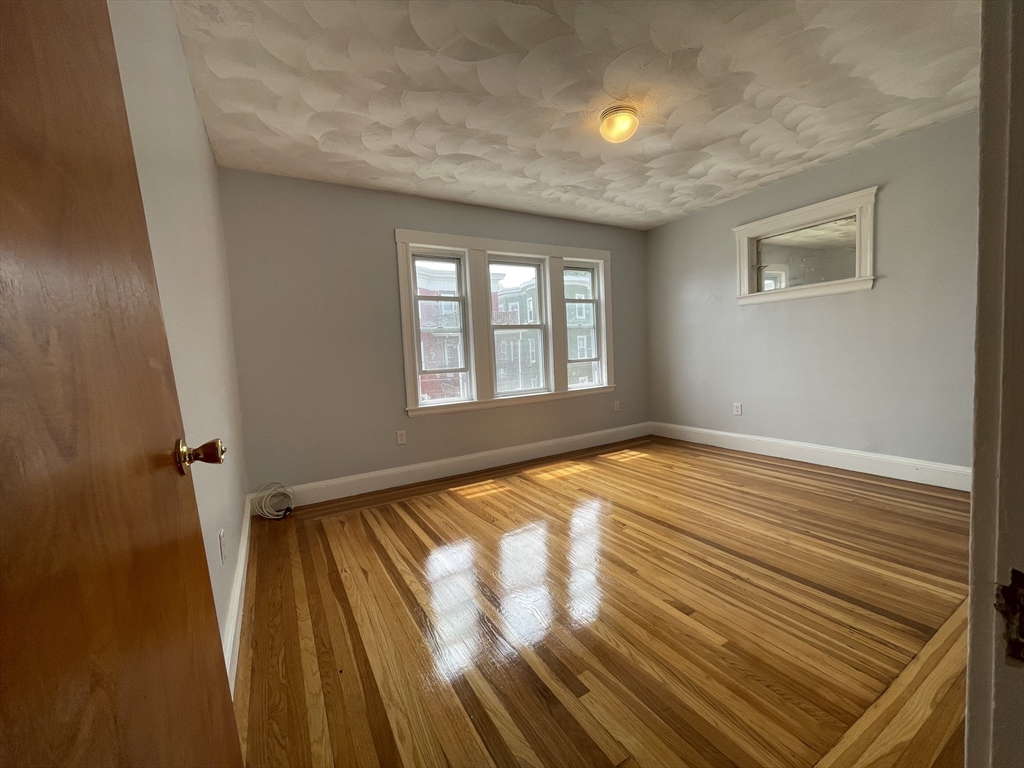 4 bed, 1 bath apartment for rent at 15 Mora St Unit 2, Dorchester — photo 18 of 19