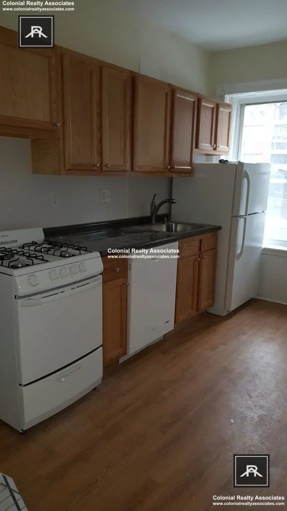 3 bed, 1 bath apartment for rent at 15 Mount Hood Rd Unit 13, Brighton — photo 12 of 14