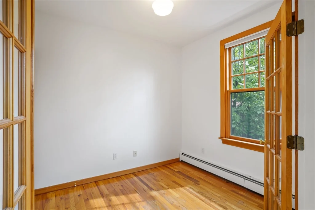 2 bed, 2 bath apartment for rent at 15 Mount Vernon St Unit 5, Cambridge — photo 10 of 16