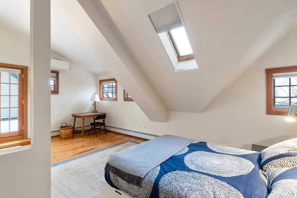 2 bed, 2 bath apartment for rent at 15 Mount Vernon St Unit 8, Neighborhood Nine — photo 15 of 23