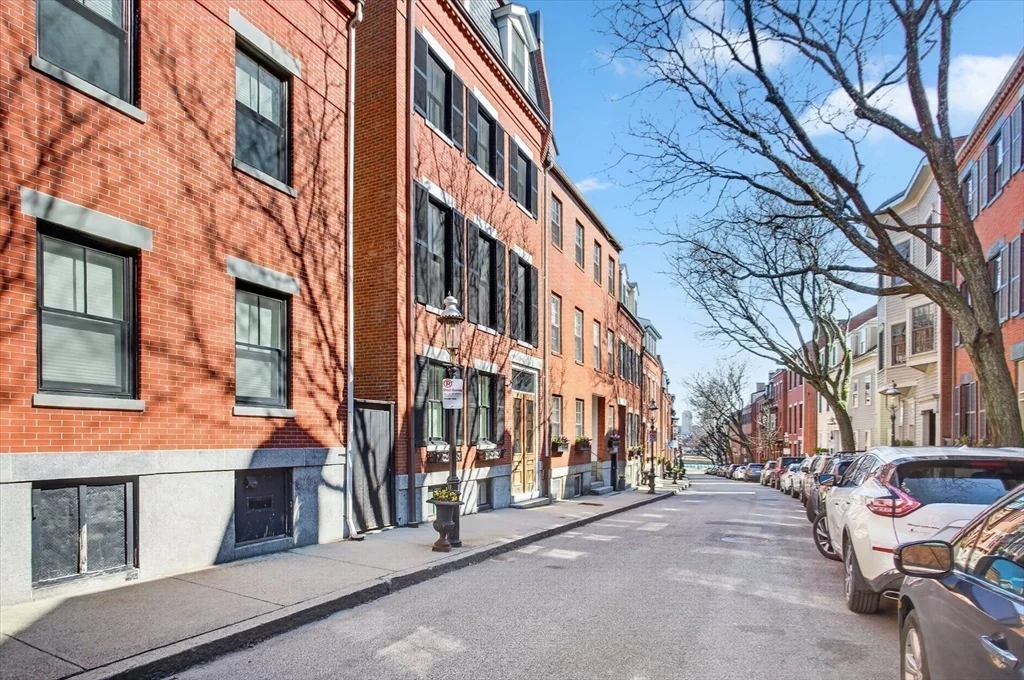 2 bed, 1 bath apartment for rent at 15 15 Mount Vernon St Unit 2, Charlestown — photo 14 of 15