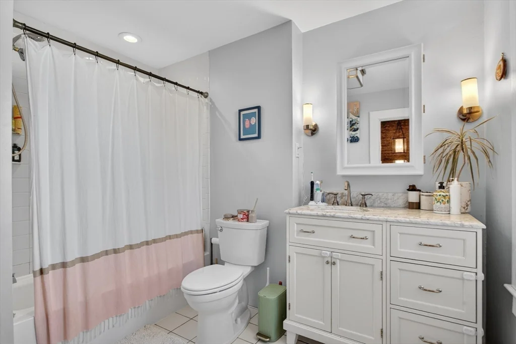 2 bed, 1 bath apartment for rent at 15 15 Mount Vernon St Unit 2, Charlestown — photo 11 of 15