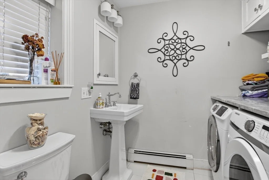 2 bed, 1 bath apartment for rent at 15 15 Mount Vernon St Unit 2, Charlestown — photo 8 of 15