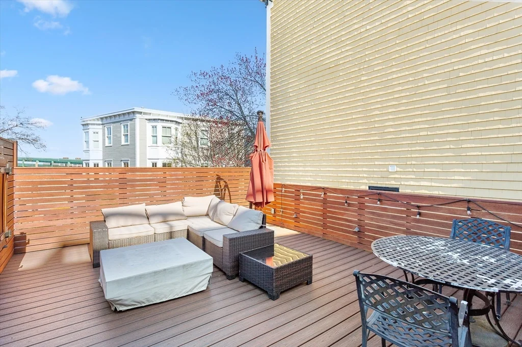 2 bed, 1 bath apartment for rent at 15 15 Mount Vernon St Unit 2, Charlestown — photo 3 of 15