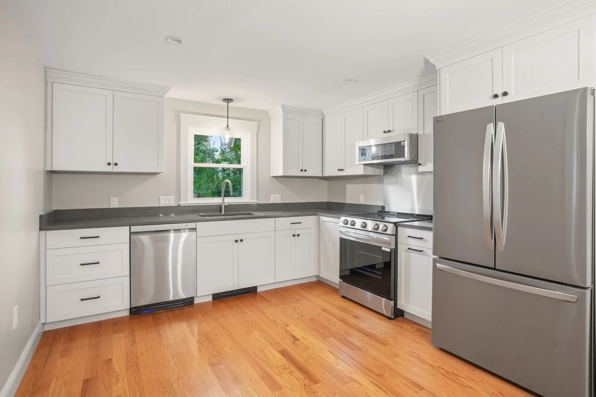 2 bed, 2 bath apartment for rent at 15 Myers St, Uxbridge — photo 6 of 34