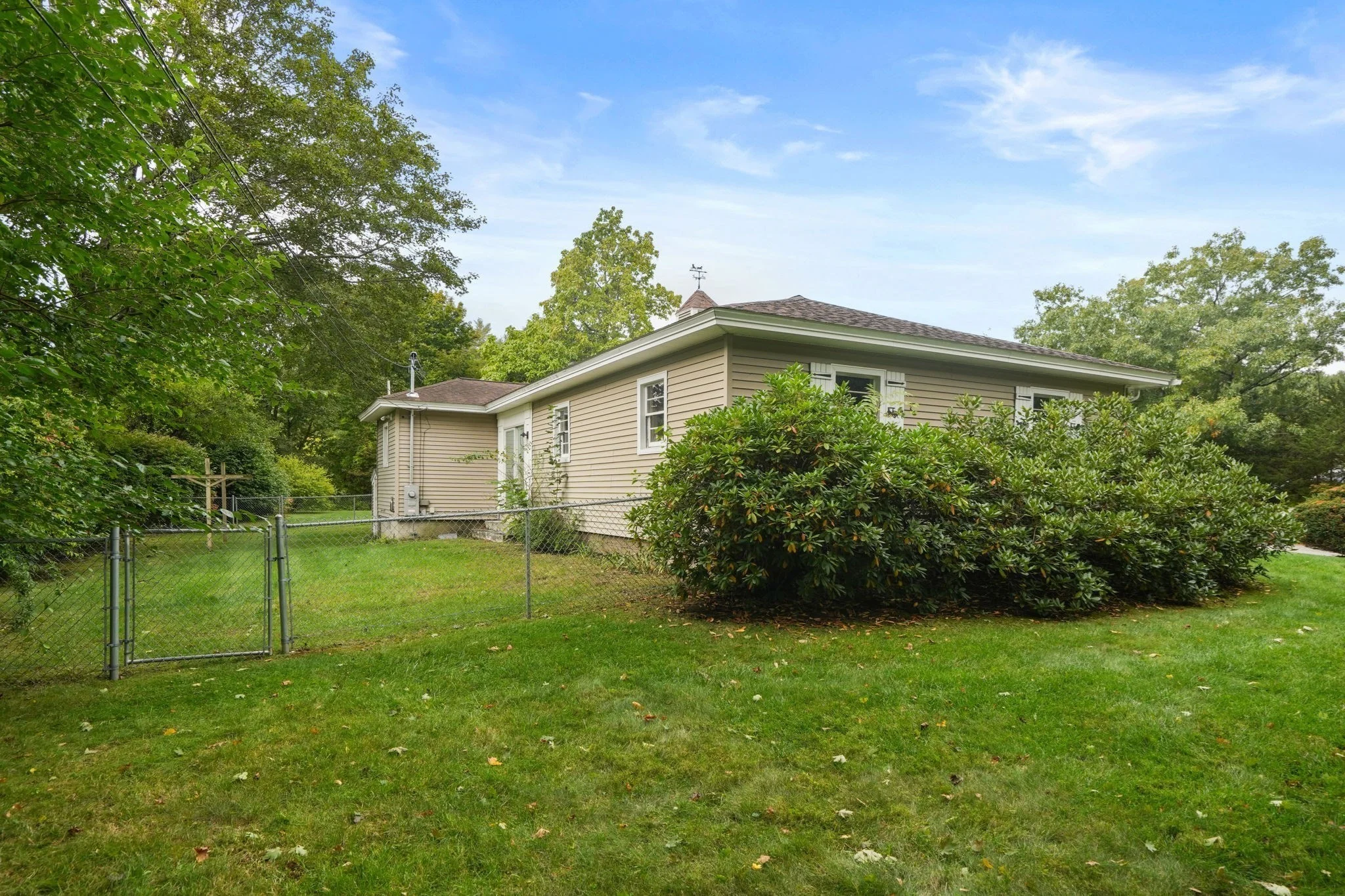 2 bed, 2 bath apartment for rent at 15 Myers St, Uxbridge — photo 33 of 34