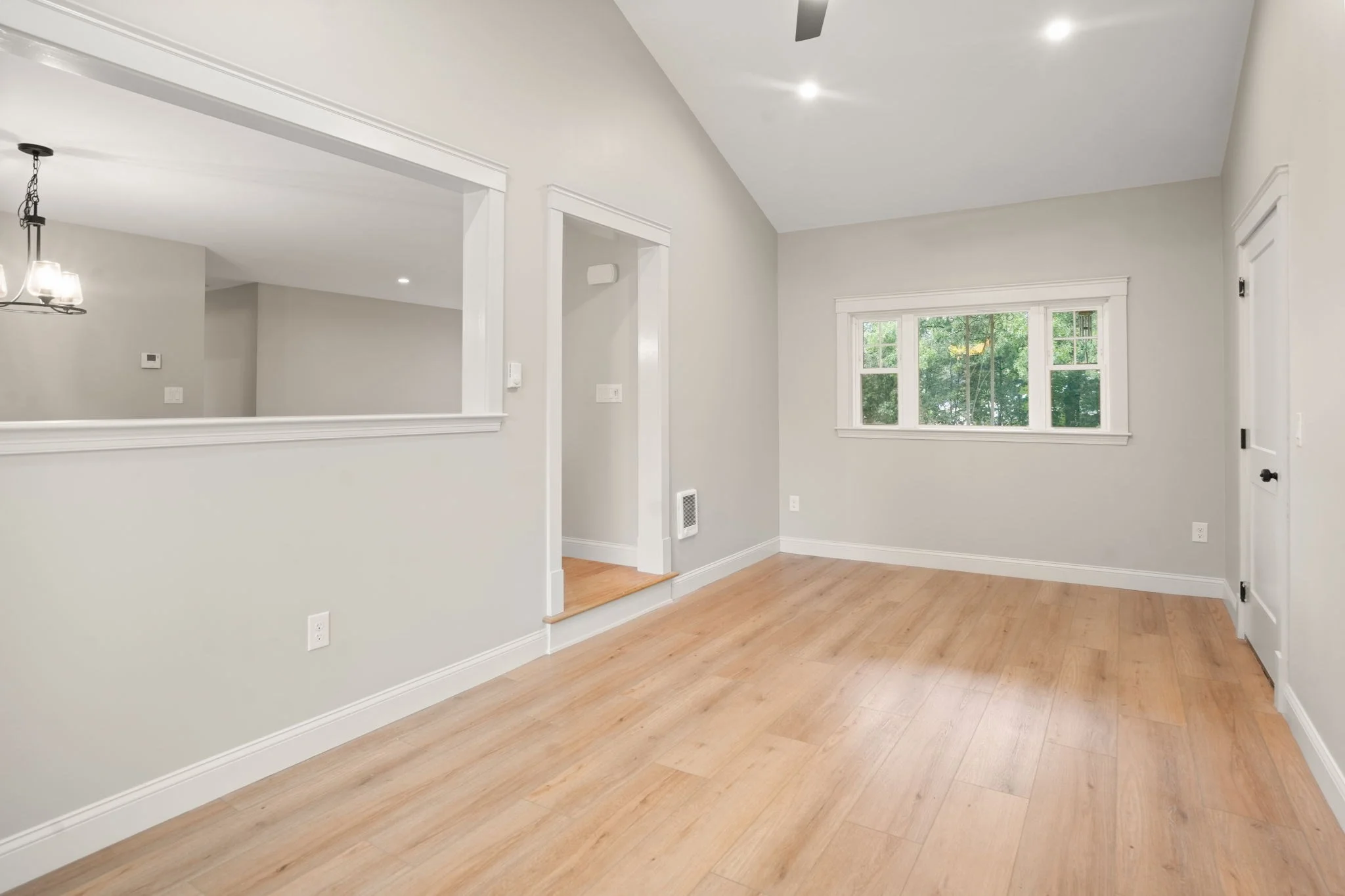 2 bed, 2 bath apartment for rent at 15 Myers St, Uxbridge — photo 13 of 34