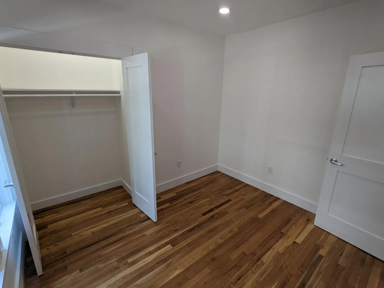 3 bed, 2 bath apartment for rent at 15 Myrtle Ave Unit 1-14, Mid Cambridge — photo 6 of 12
