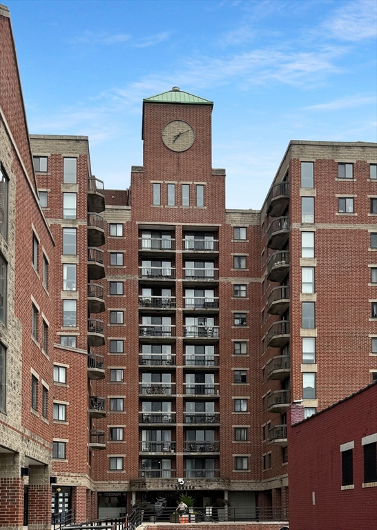 1 bed, 1 bath apartment for rent at 15 North Beacon St Unit 208, Allston — photo 1 of 24
