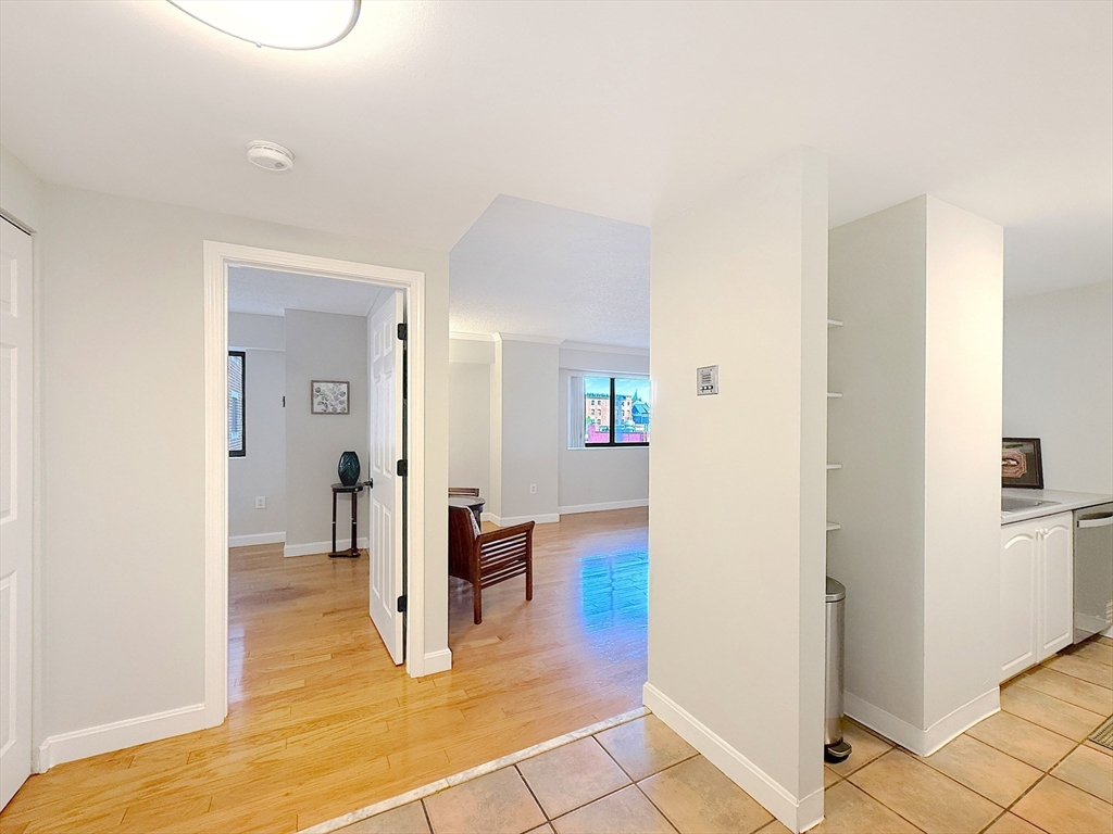 1 bed, 1 bath apartment for rent at 15 North Beacon St Unit 208, Allston — photo 6 of 24