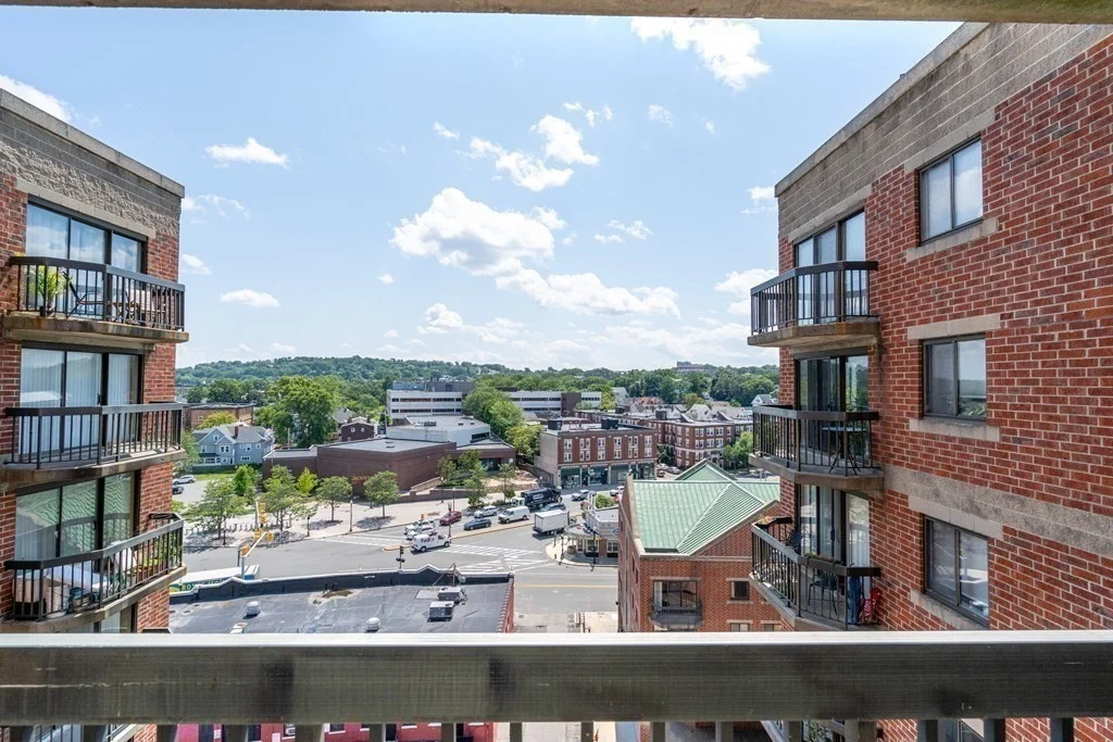 1 bed, 1 bath apartment for rent at 15 North Beacon St Unit 906, Allston — photo 2 of 15